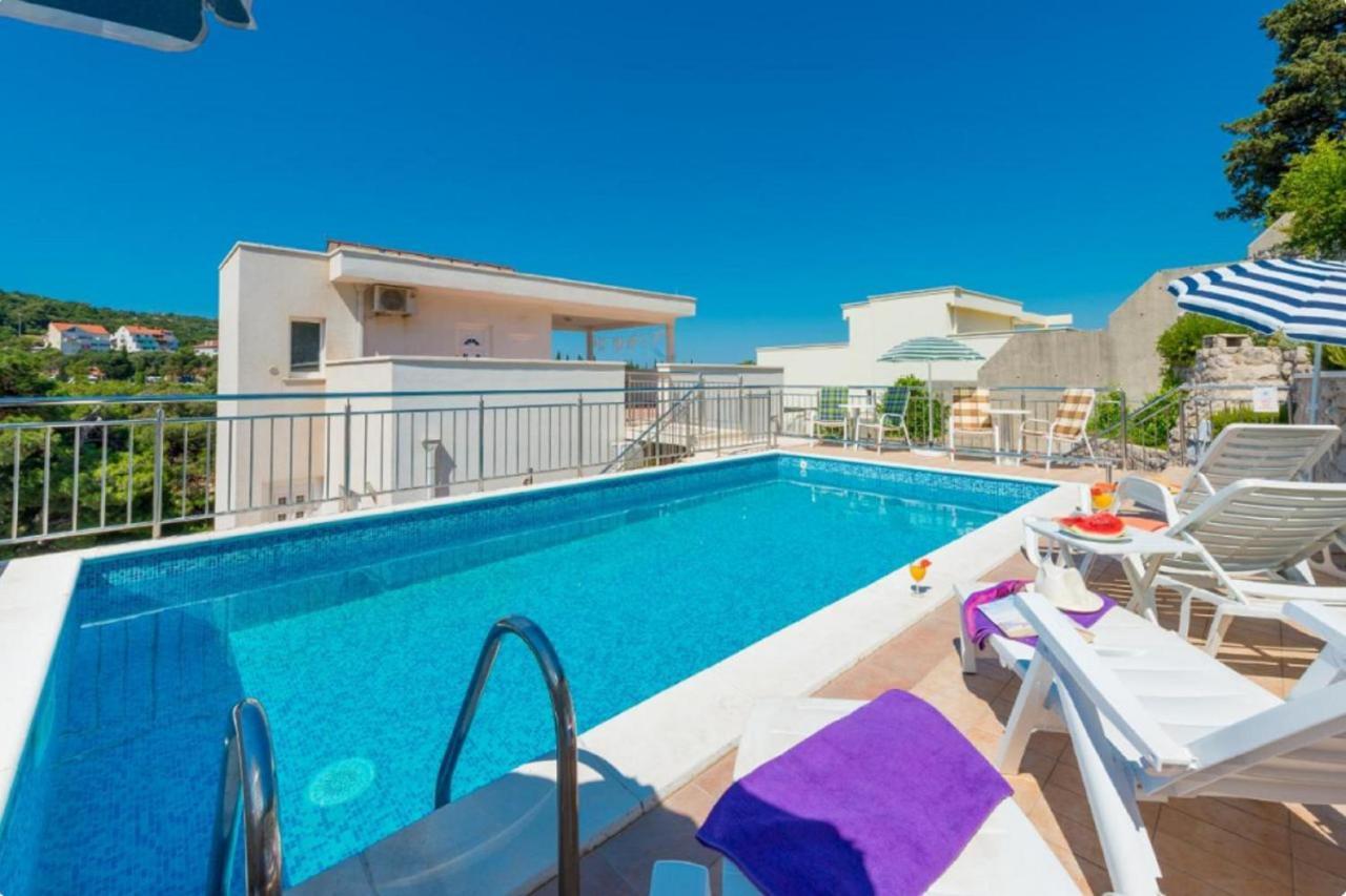 Villa Borna Apartments ดูบรอฟนิก ภายนอก รูปภาพ
